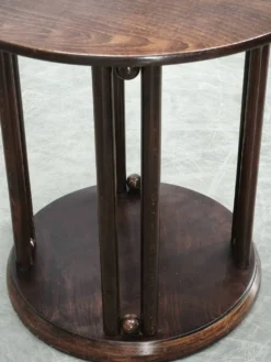 Table Fledermaus Sécession de Vienne attribuée à Kohn ou Thonet, vers 1900