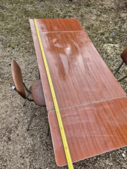 Table formica