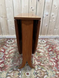Table Gateleg de style scandinave