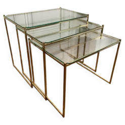 Table gigogne