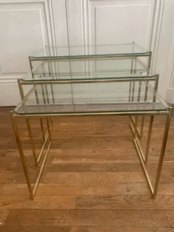 Table gigogne