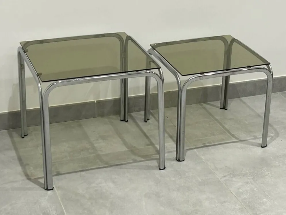 Table gigogne chrome et verre fumé lot de 2