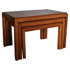 Table gigogne classique (3) par Russell Gordon / Russel & Broadway, style Midcentury Modern