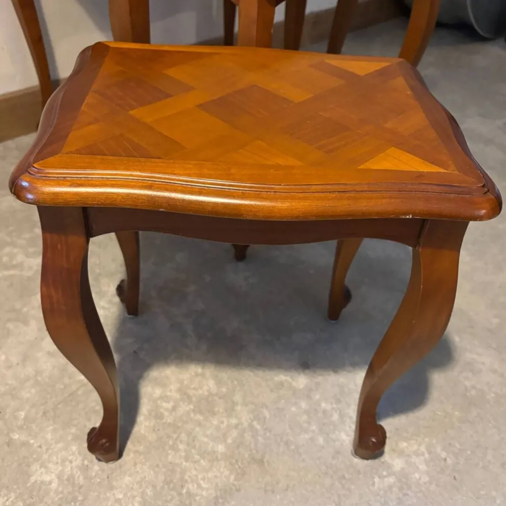 Table gigogne en merisier style Louis XV