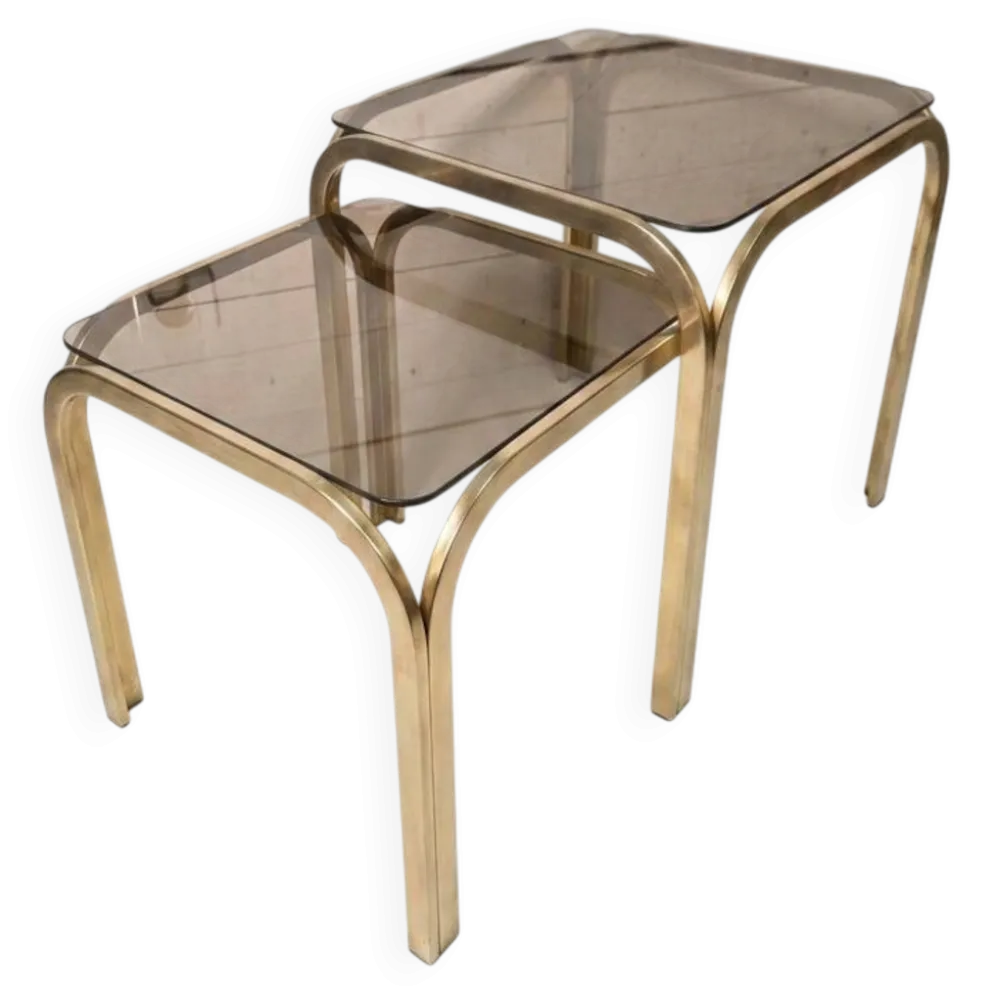 Table gigogne en métal doré des années 70