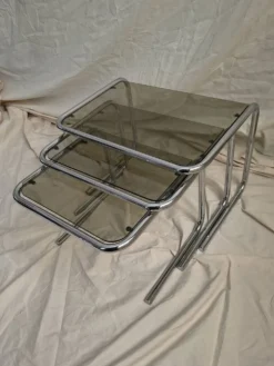 Table gigogne fin 1970