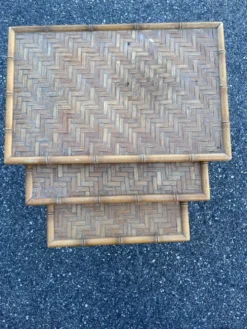 Table gigognes en osier et bambou