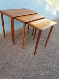 Table gigogne teck vintage