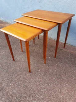 Table gigogne teck vintage
