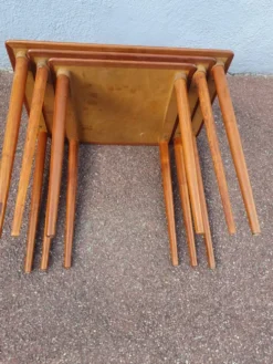 Table gigogne teck vintage