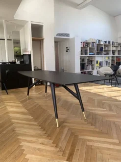Table Gio Ponti D.859.1 Réédition 2023 Molteni en bois de frêne noir