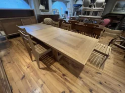 Table Guillerme et Chambron