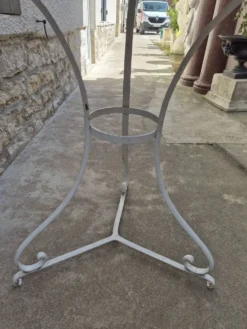 Table guéridon de jardin bistrot en fer forgé 19éme