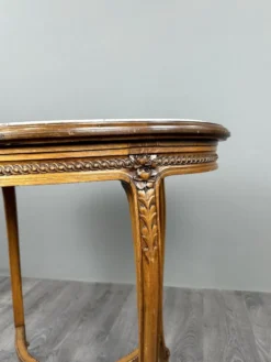 Table guéridon ovale en bois sculpté et marbre, style Louis XVI, XIX Siècle