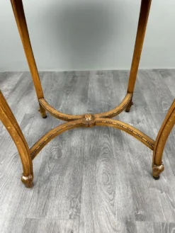 Table guéridon ovale en bois sculpté et marbre, style Louis XVI, XIX Siècle