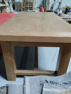 Table haute de gamme Sarreid Ltd