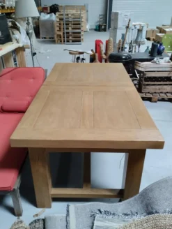 Table haute de gamme Sarreid Ltd