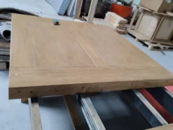 Table haute de gamme Sarreid Ltd