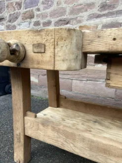 Table industrielle établi menuisier en bois naturel brut vintage bohême