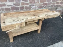Table industrielle établi menuisier en bois naturel brut vintage bohême