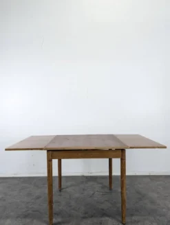 Table à jeu années 60 style scandinave