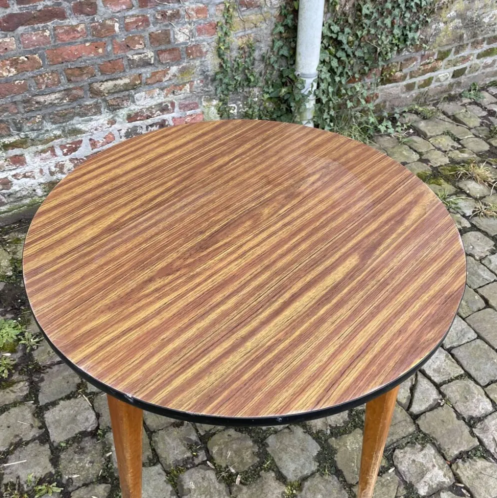 Table jeu de bistrot en formica