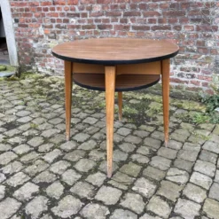 Table jeu de bistrot en formica