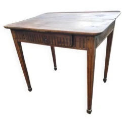 Table à jeux ancienne style Louis XVI en bois patiné