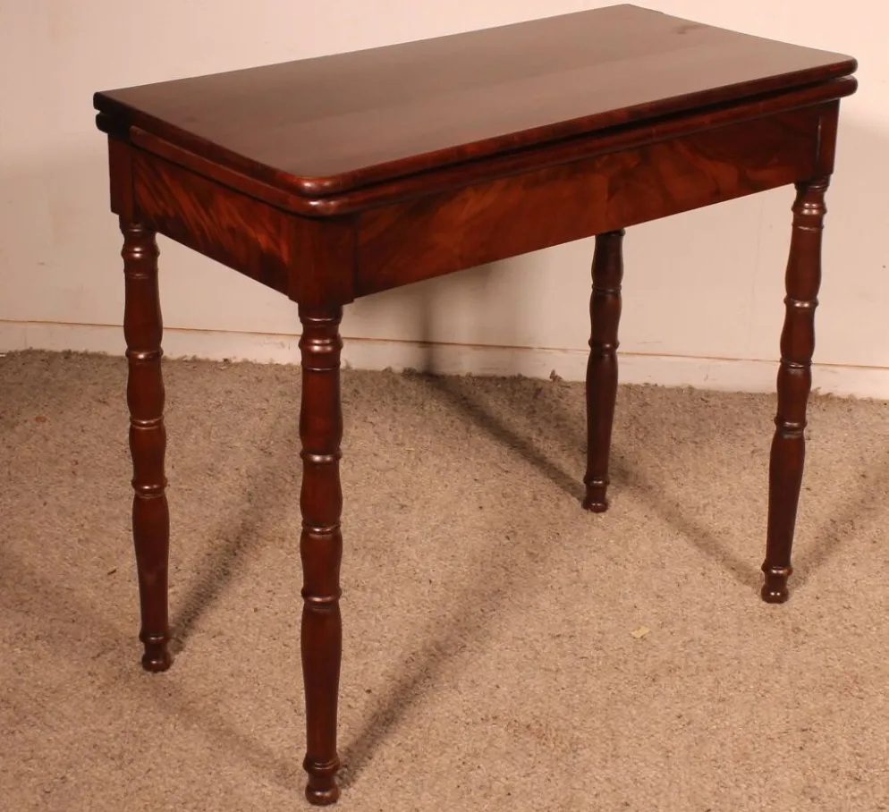 Table à jeux du 19° siècle en acajou