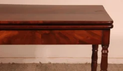 Table à jeux du 19° siècle en acajou