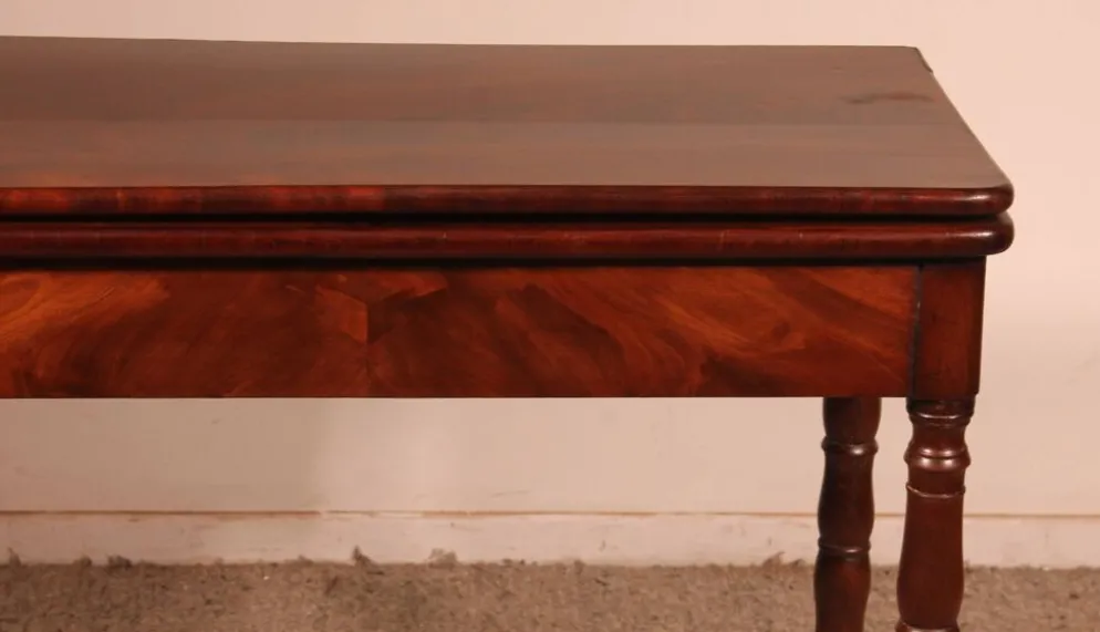 Table à jeux du 19° siècle en acajou