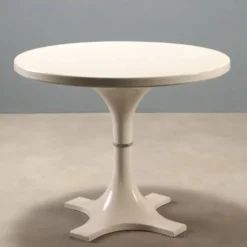 Table Kartell des années 1960