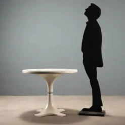 Table Kartell des années 1960