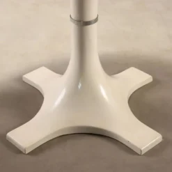 Table Kartell des années 1960