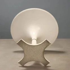 Table Kartell des années 1960