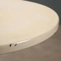 Table Kartell des années 1960