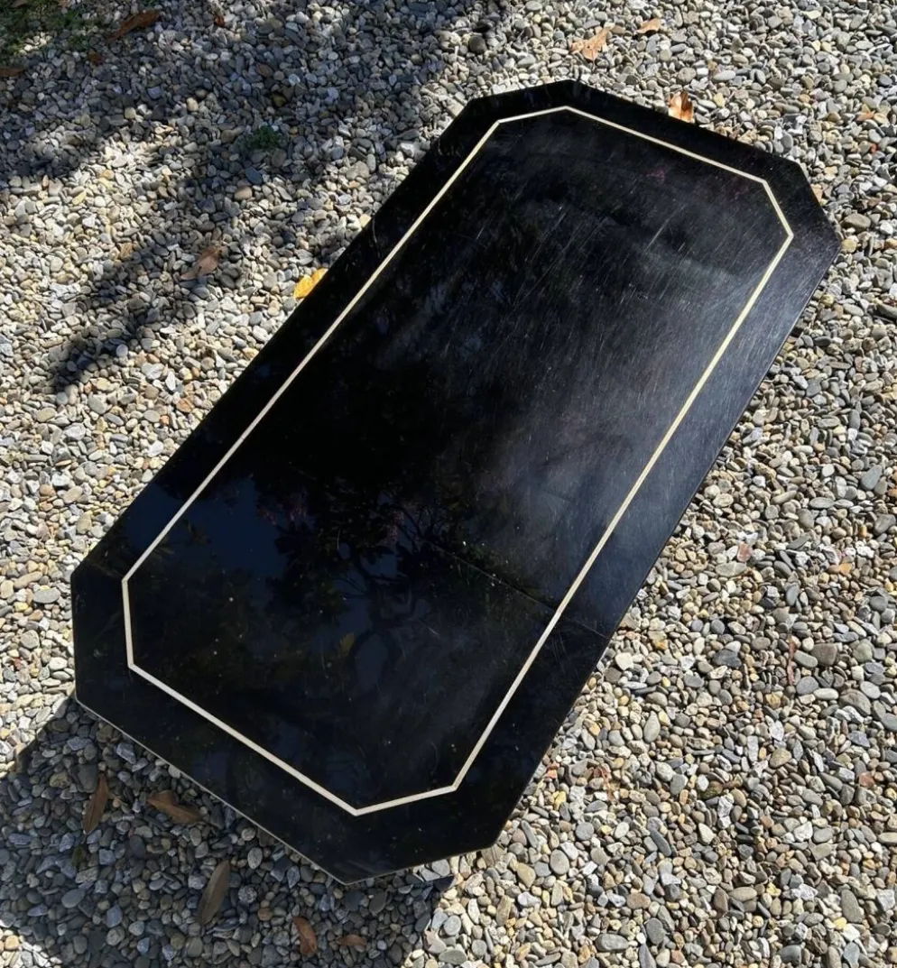 Table laquée RocheBobois 70s , attribuée à J-C Mahey