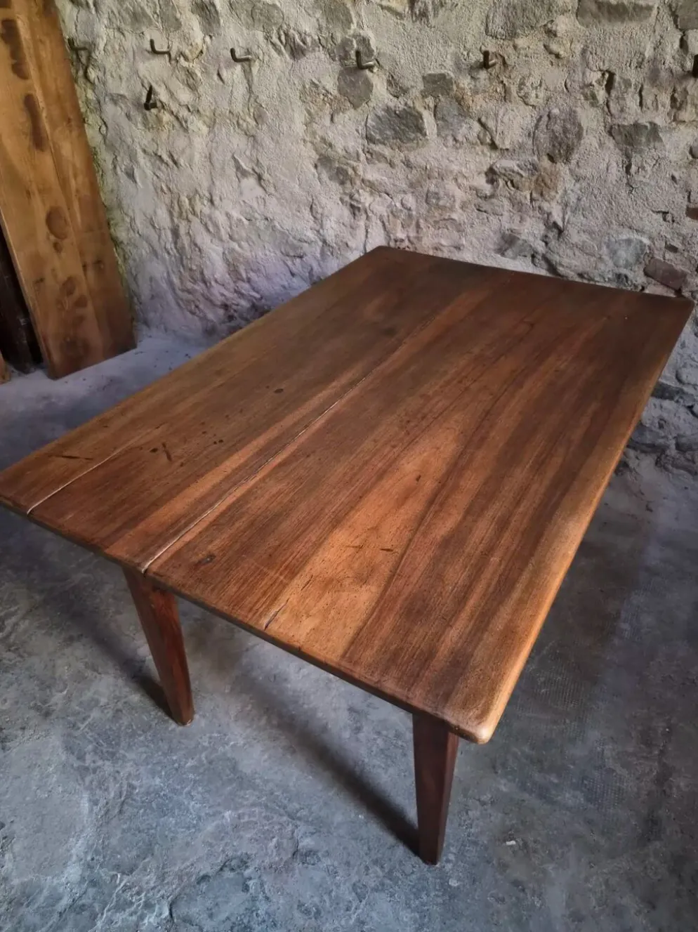 Table à manger ancienne française en noyer, table de ferme avec tiroir, vers 1900