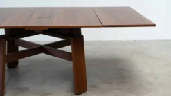 Table à manger carrée extensible par Silvio Coppola pour Bernini