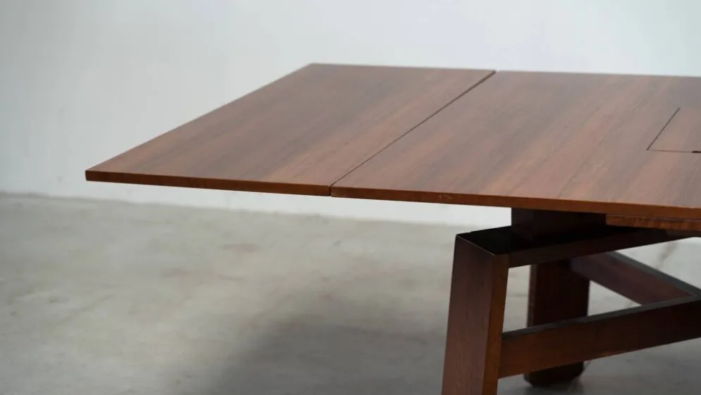 Table à manger carrée extensible par Silvio Coppola pour Bernini