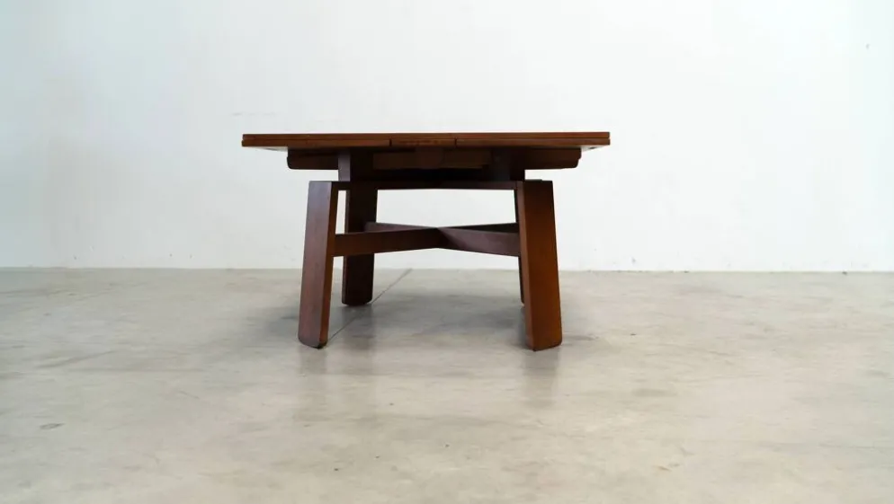 Table à manger carrée extensible par Silvio Coppola pour Bernini