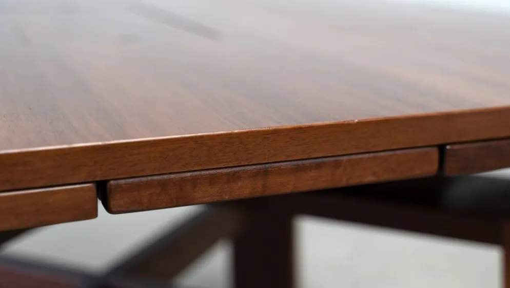 Table à manger carrée extensible par Silvio Coppola pour Bernini