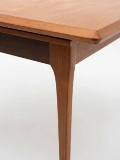 Table à manger danoise vintage en teck