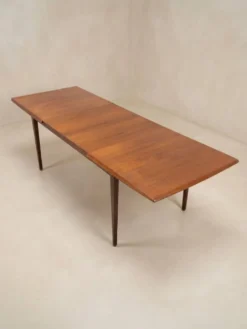 Table à manger danoise vintage en teck