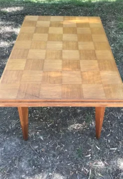 TABLE À MANGER DESIGN 