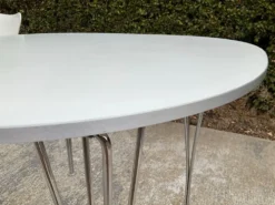 Table à manger « Ellipse »par Arne Jacobsen pour Fritz Hansen