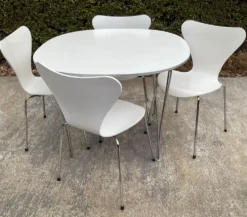 Table à manger « Ellipse »par Arne Jacobsen pour Fritz Hansen