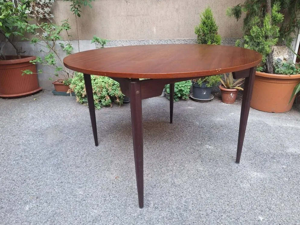Table à manger en bois avec plateau rond, années 1950