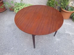 Table à manger en bois avec plateau rond, années 1950