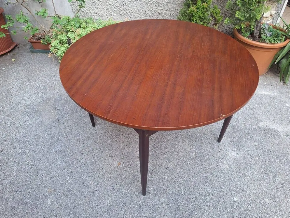 Table à manger en bois avec plateau rond, années 1950